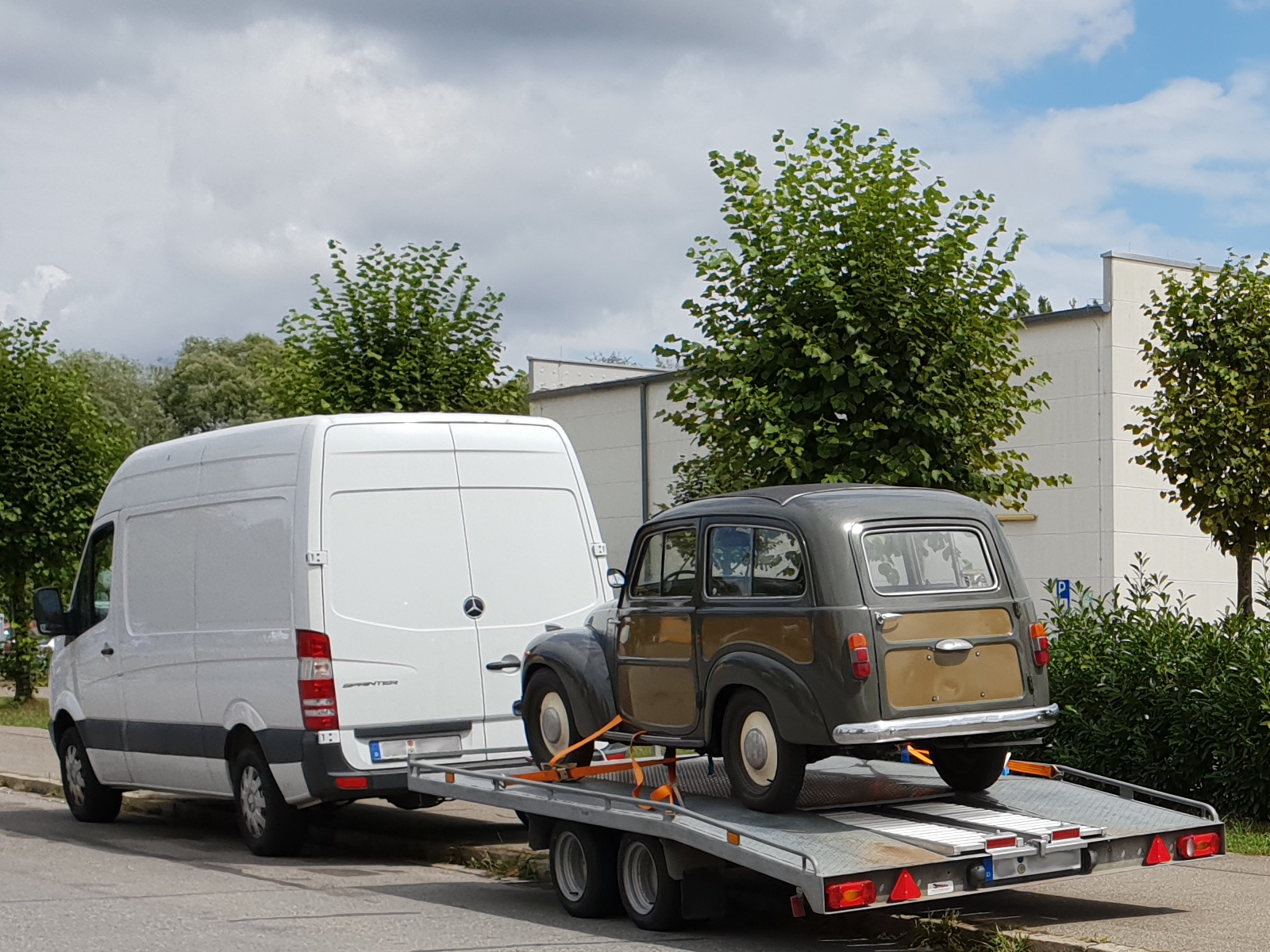 Mercedes Benz Sprinter