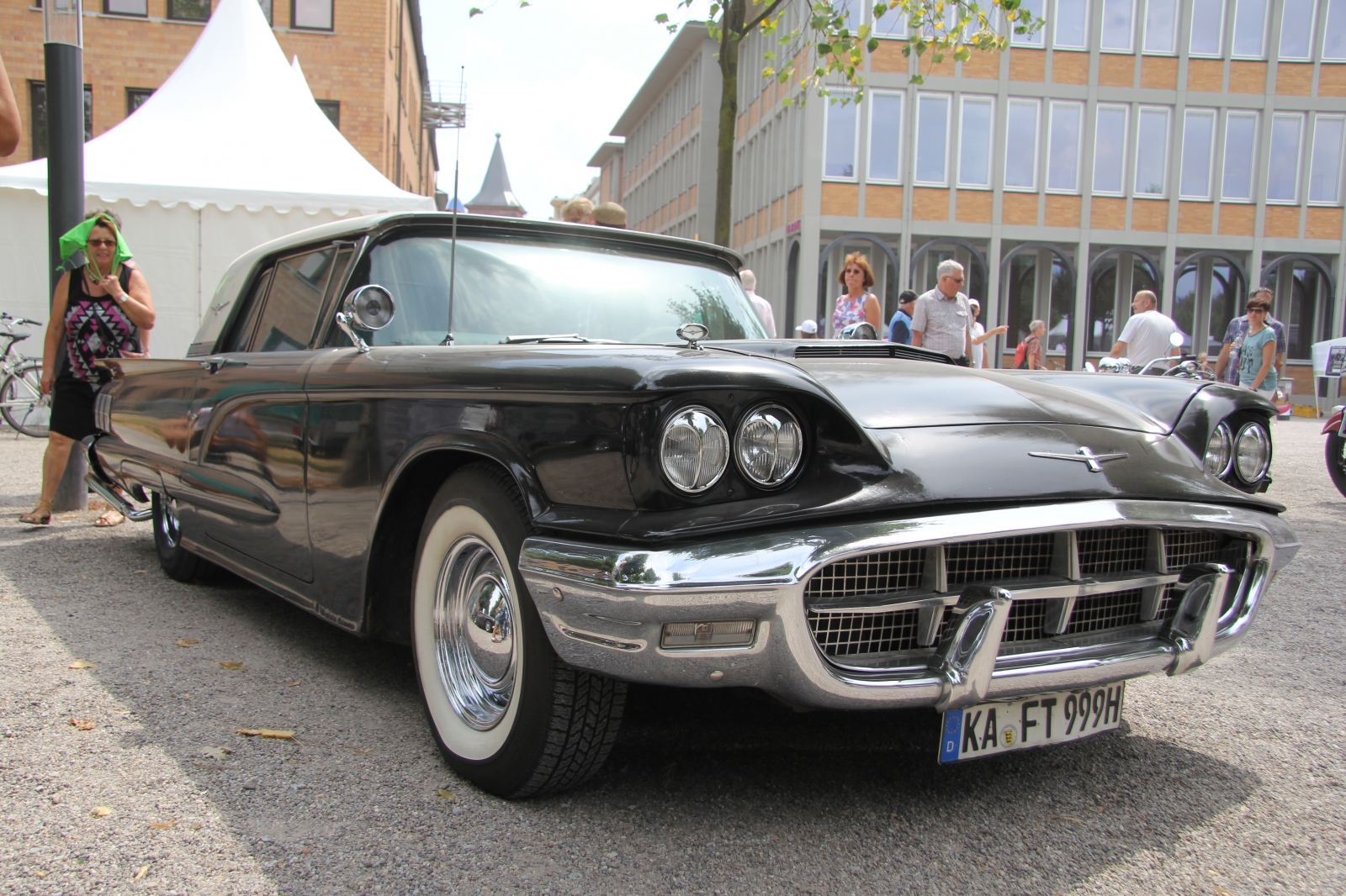 Ford Thunderbird