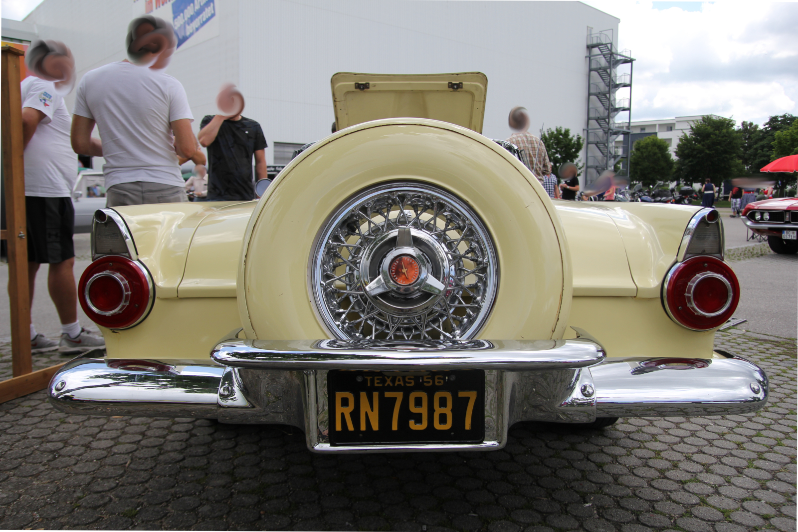 Ford Thunderbird