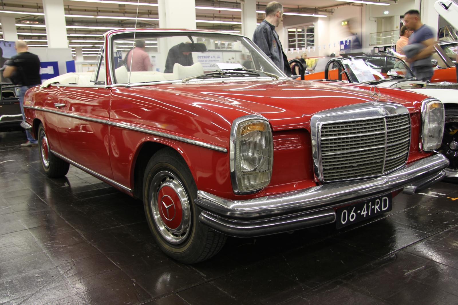 Mercedes Benz /8 Cabriolet