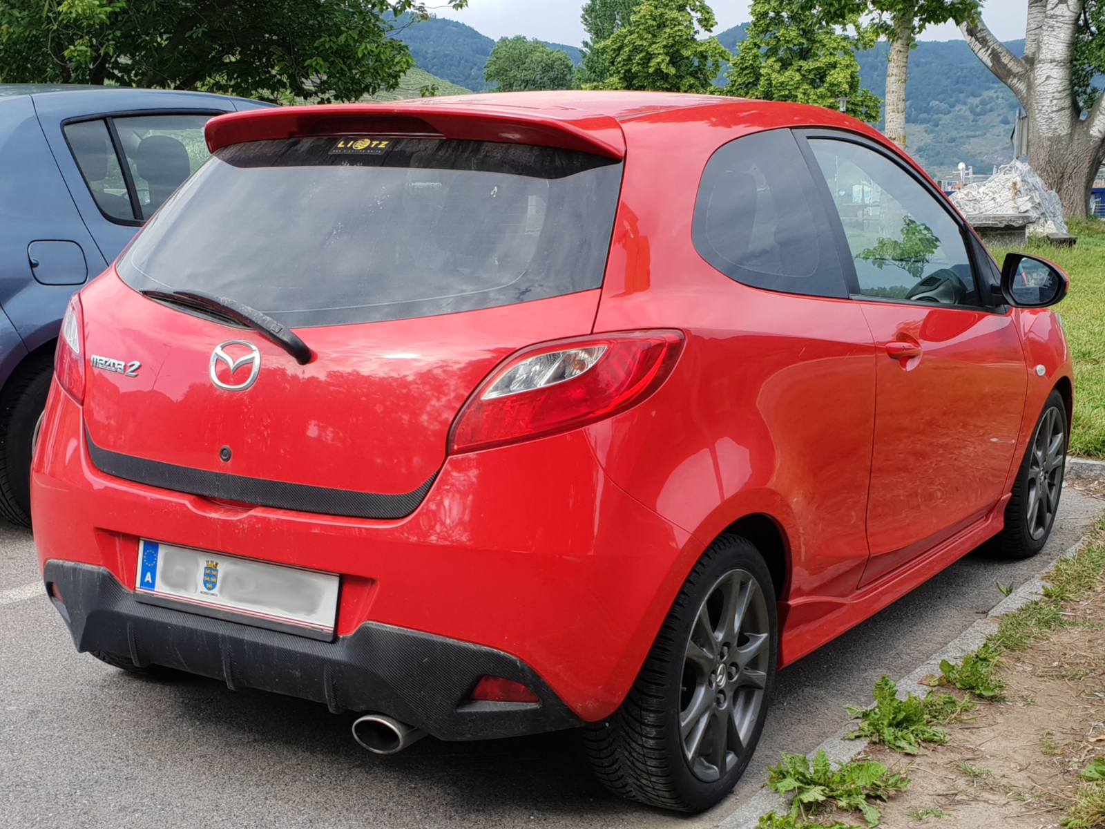 Mazda 2