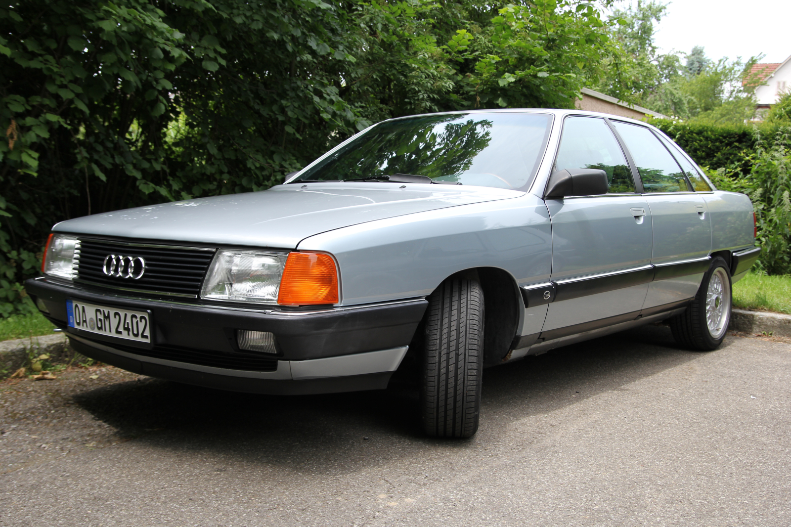Audi 100 C3
