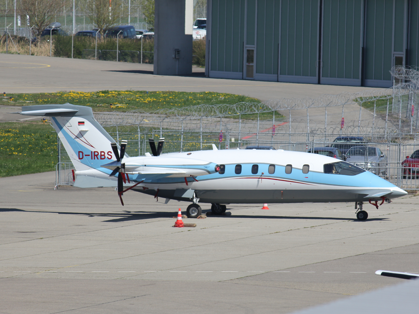 Piaggio P180 Avanti