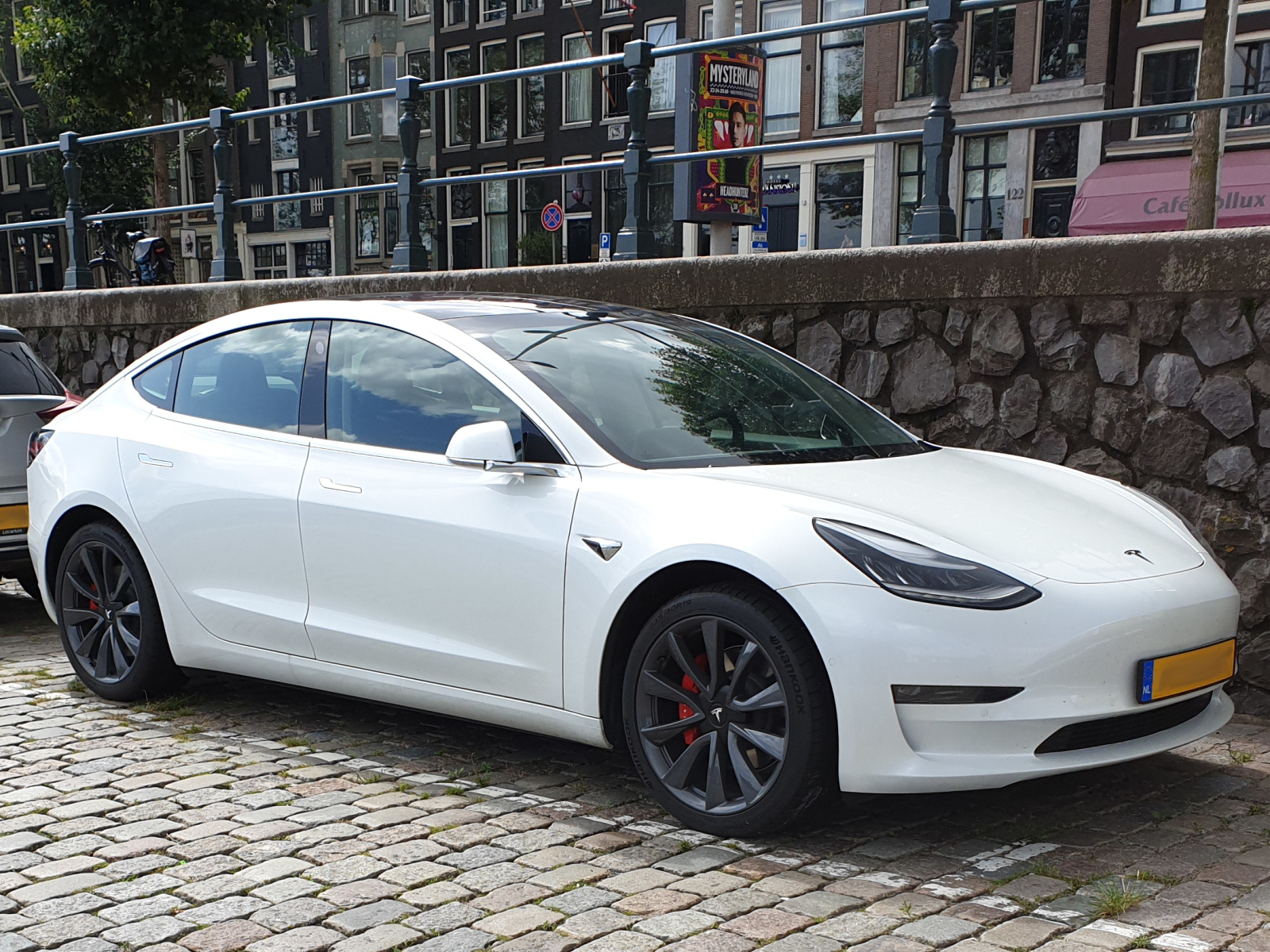 Tesla Model 3 Dual Motor