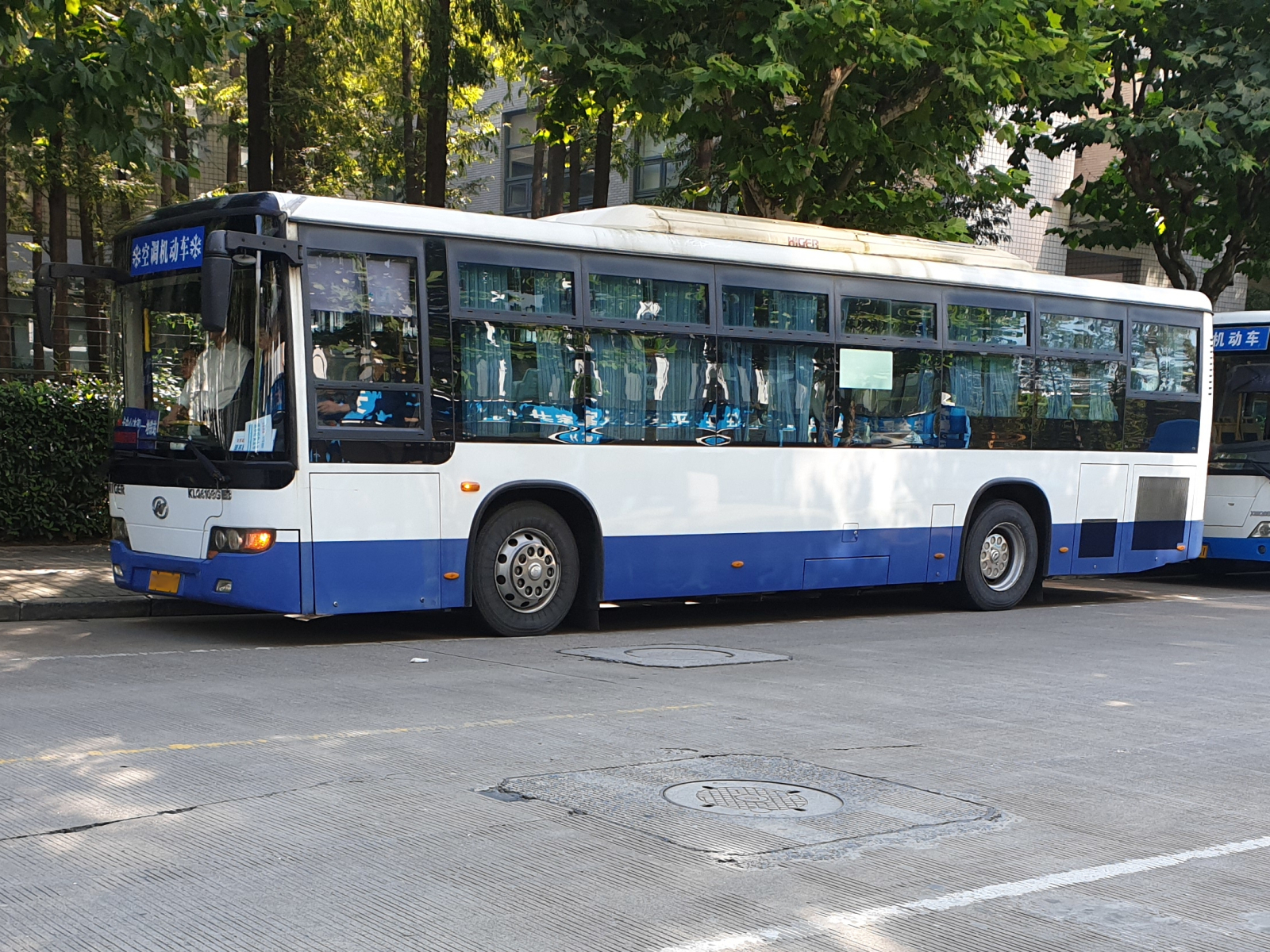Higer KLQ6108G