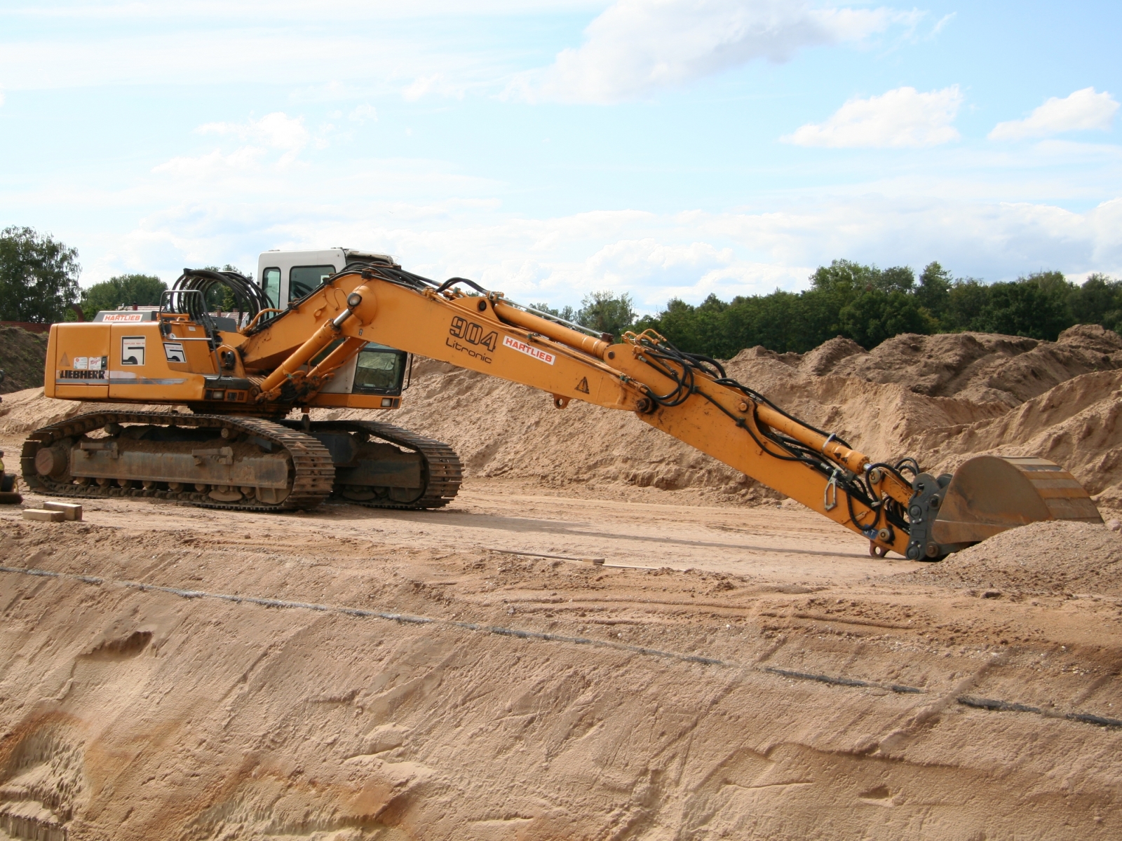 Liebherr 904 Litronic