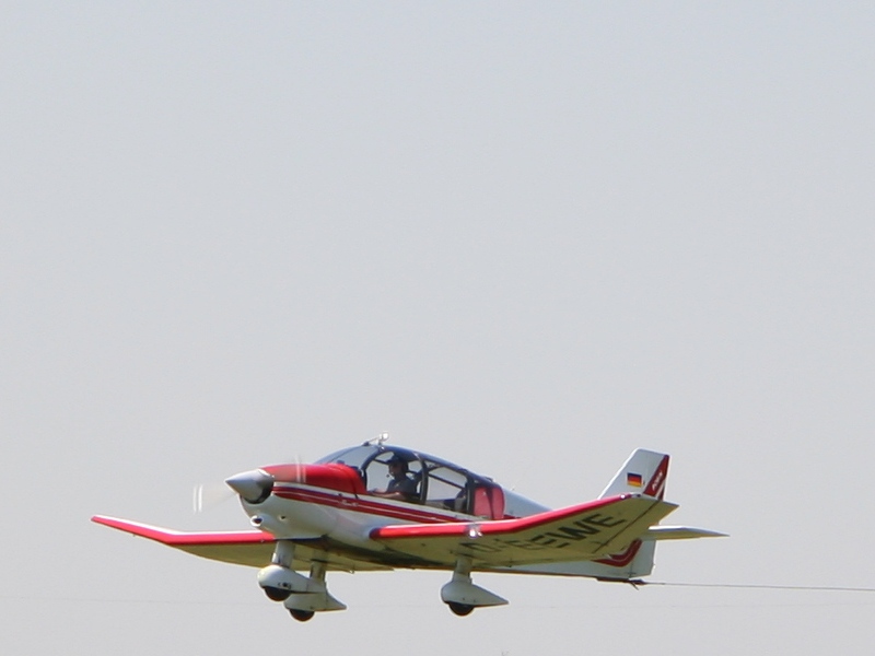 Robin DR 400