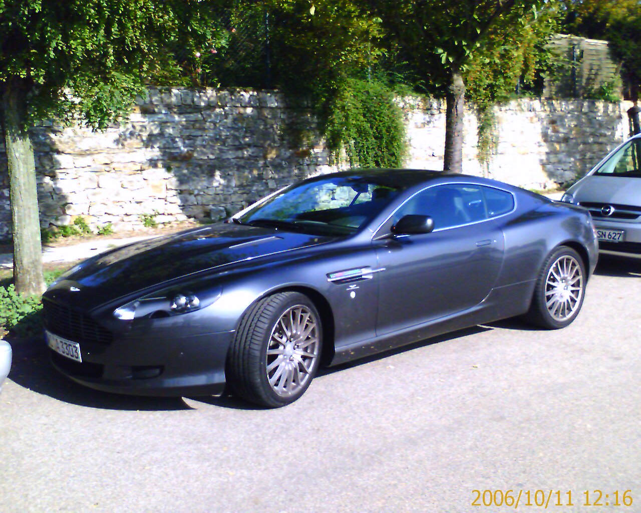 Aston Martin DB9