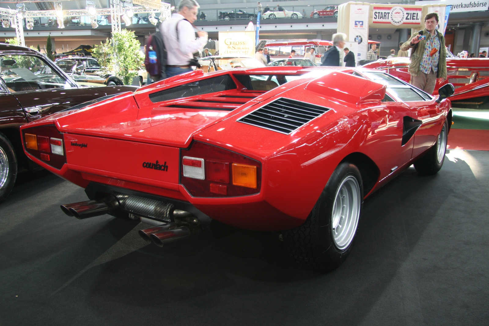 Lamborghini Countach LP400