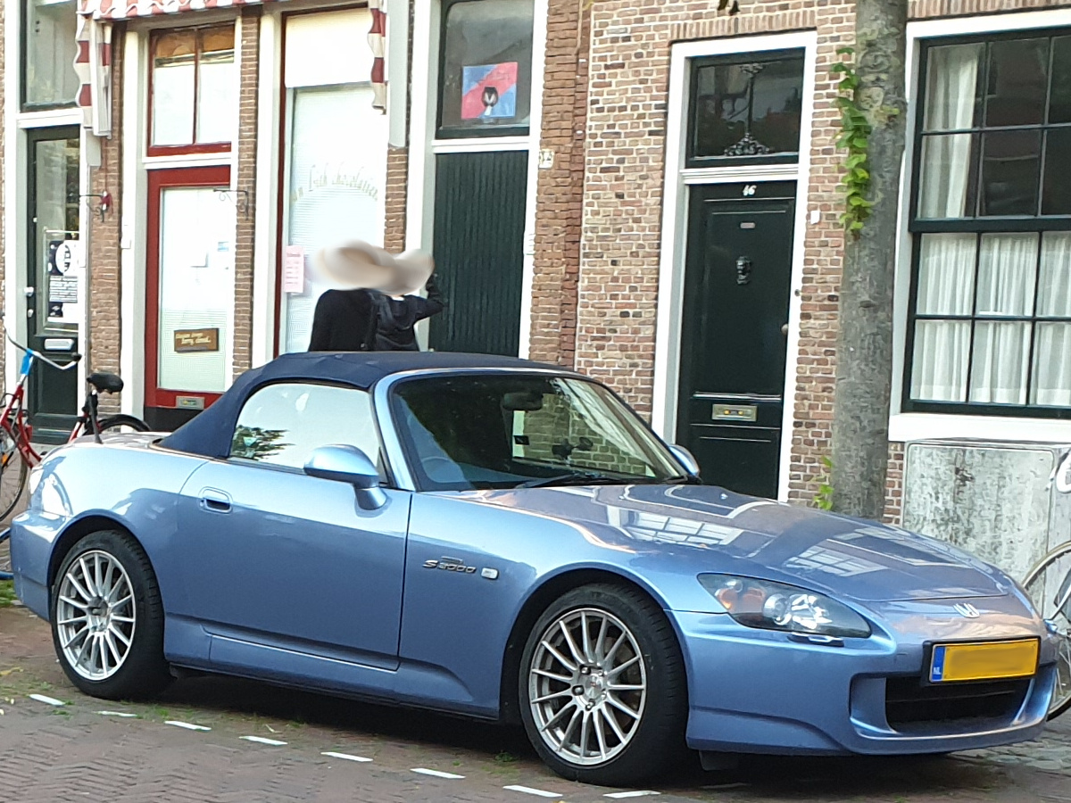 Honda S 2000
