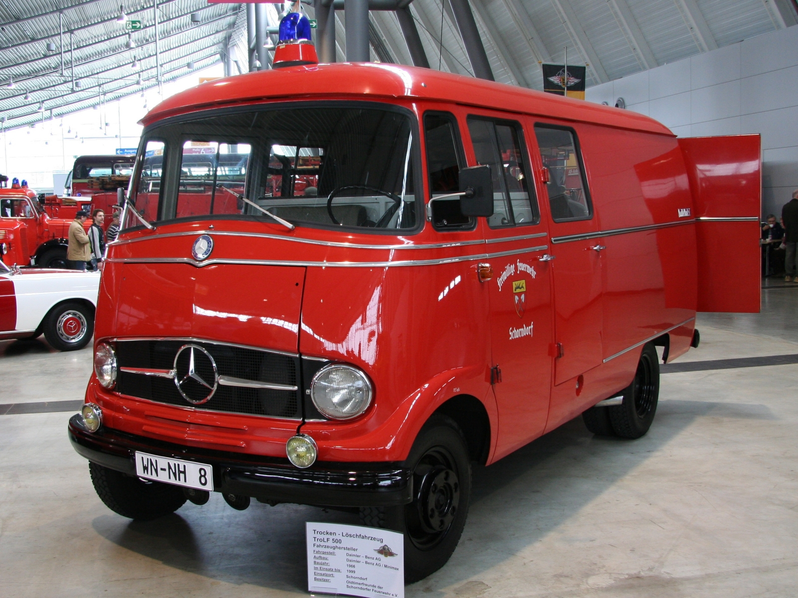 Mercedes Benz TroLF 500 Feuerwehr mit Aufbau von Minimax