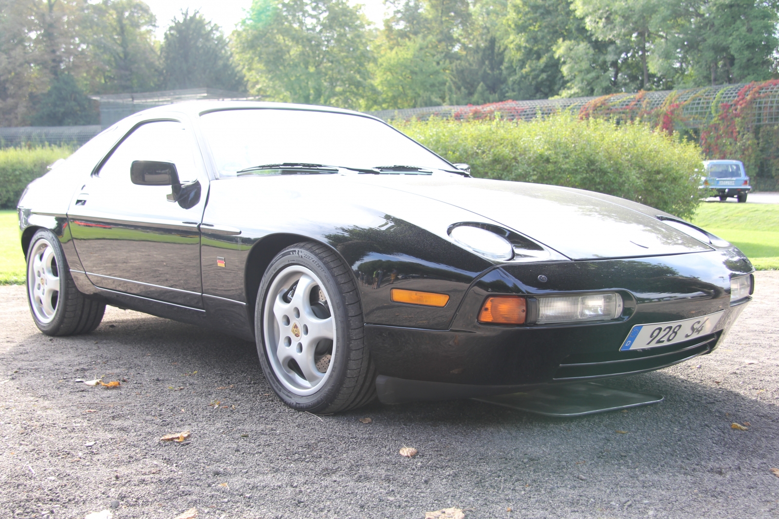 Porsche 928 S4