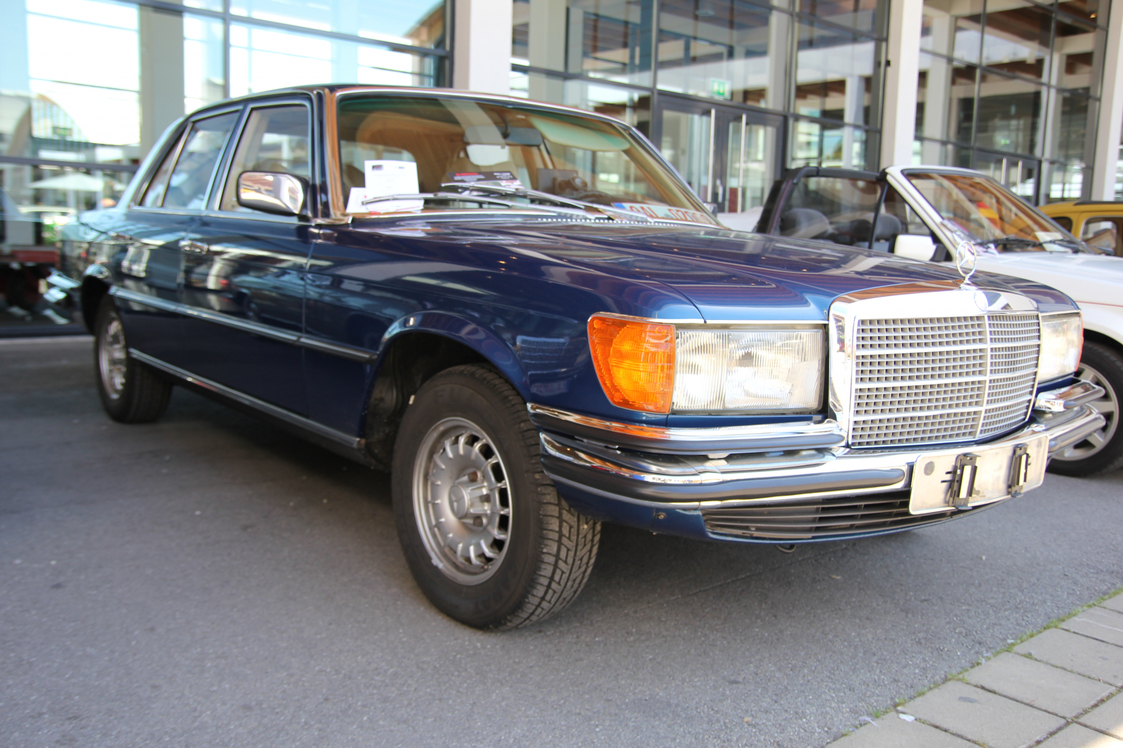 Mercedes Benz 280 SE W116