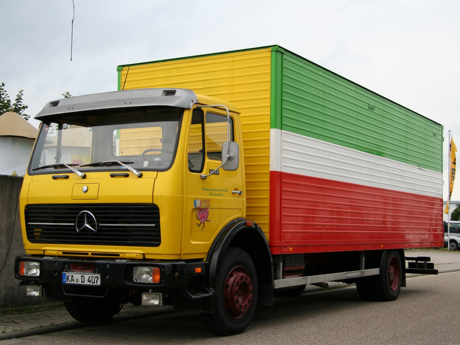 Mercedes Benz 1417