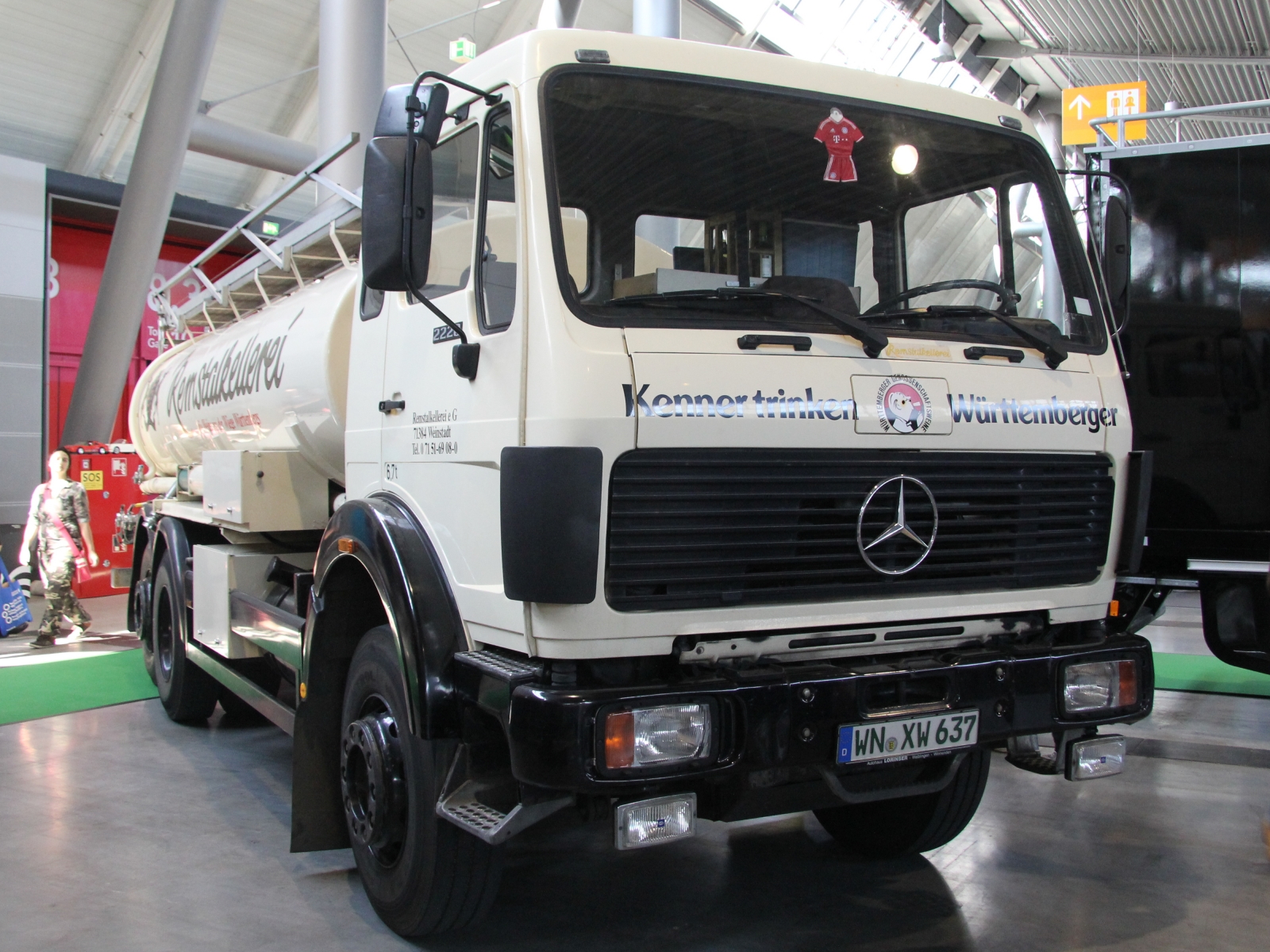 Mercedes Benz 2228 L 6x2