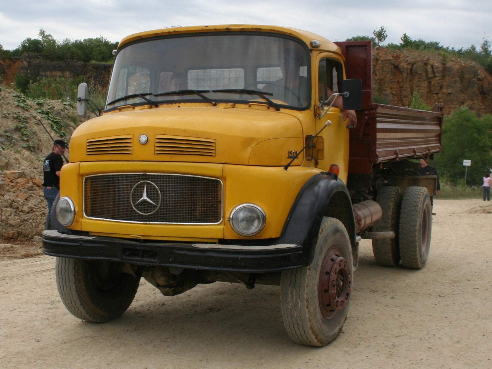 Mercedes Benz 1513