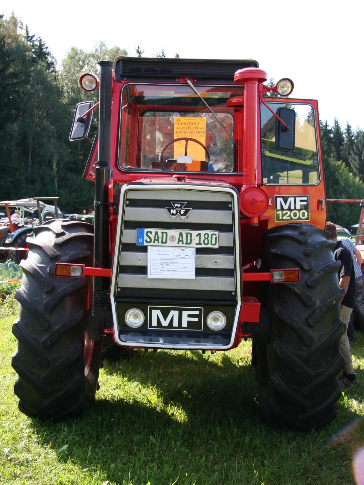 Massey Ferguson MF 1200