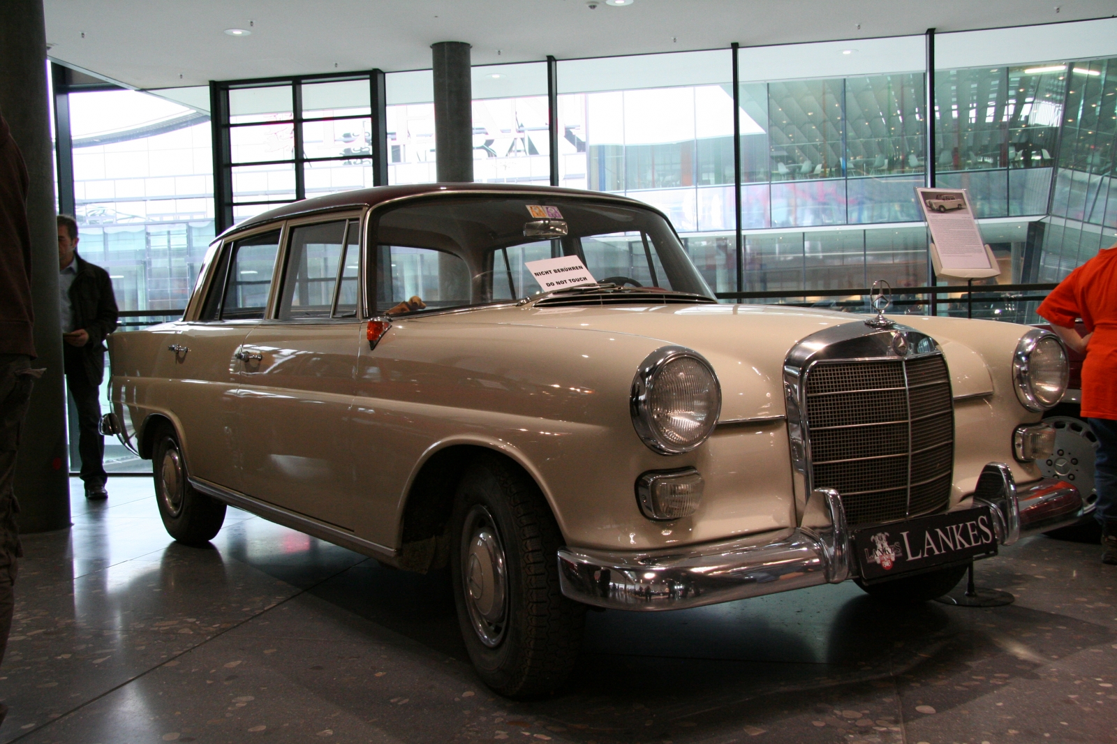 Mercedes Benz 190 C W 110