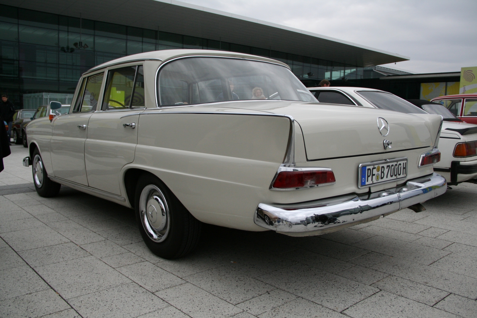 Mercedes Benz W 110