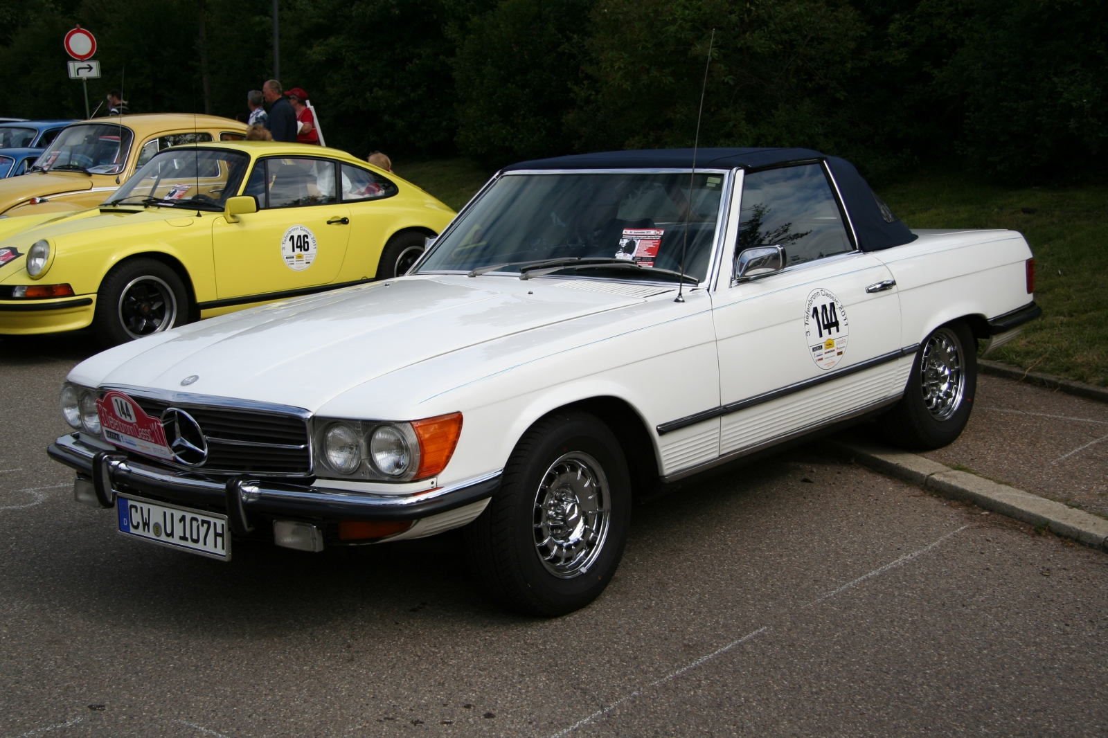 Mercedes Benz SL R 107