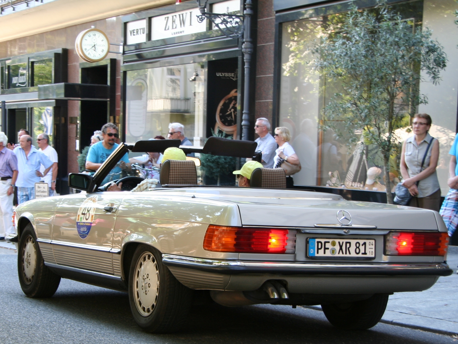 Mercedes Benz SL R 107