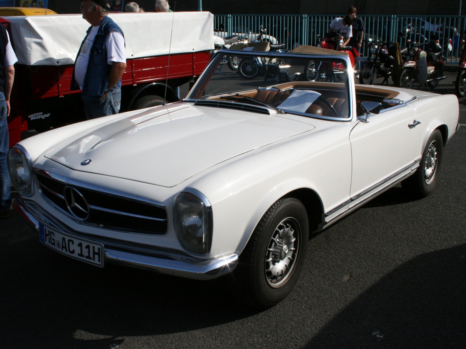 Mercedes Benz SL W 113