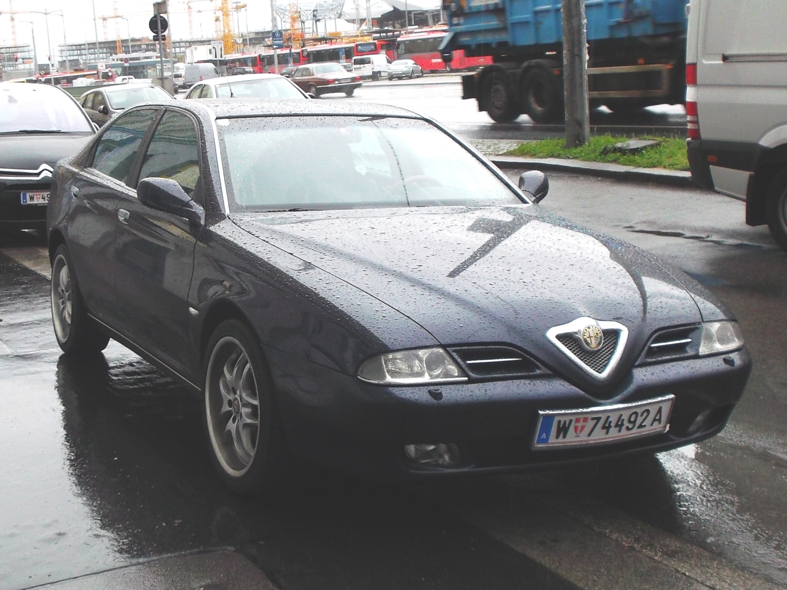 Alfa Romeo 166