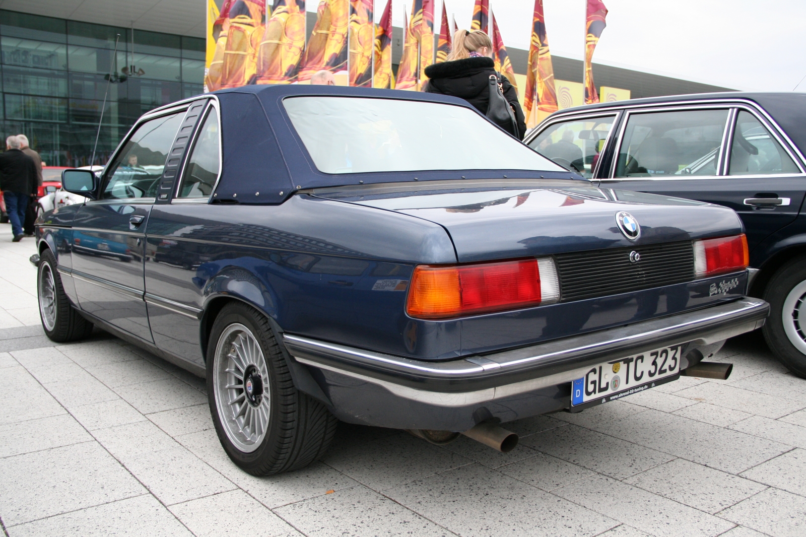 BMW 323 i E21 Baur Cabriolet