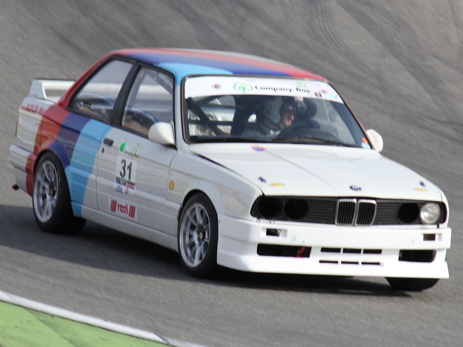 BMW 325 i E30