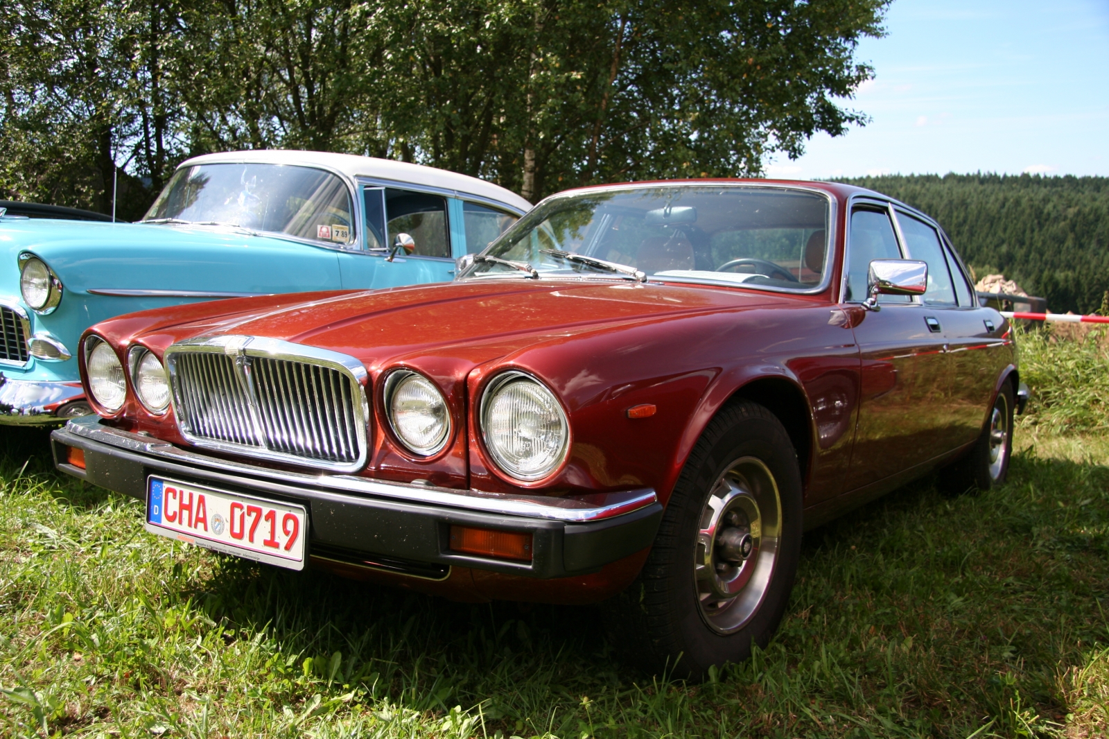 Jaguar XJ 12