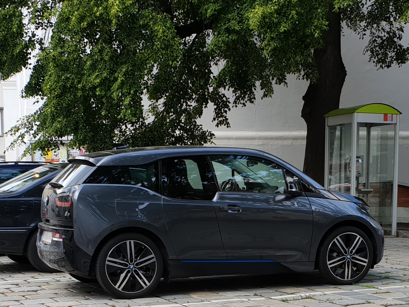 BMW I3