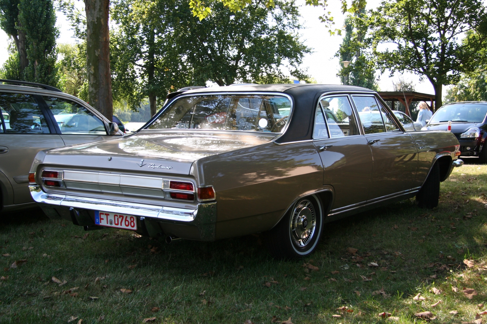 Opel Diplomat A V8