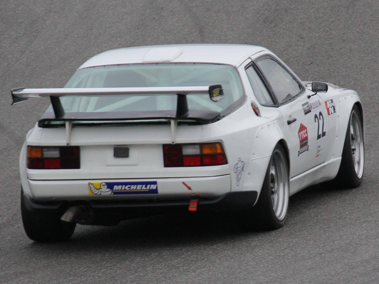 Porsche 944