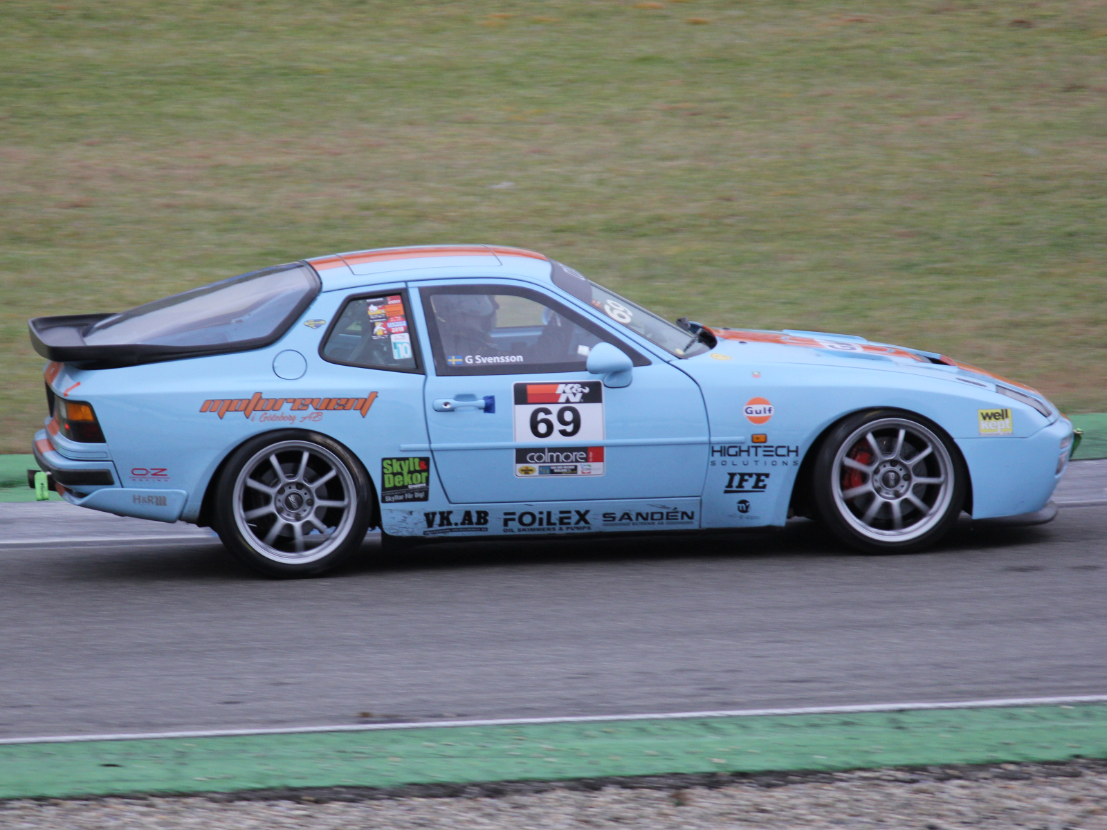 Porsche 944