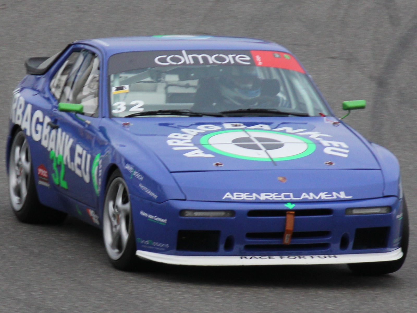 Porsche 944 S2