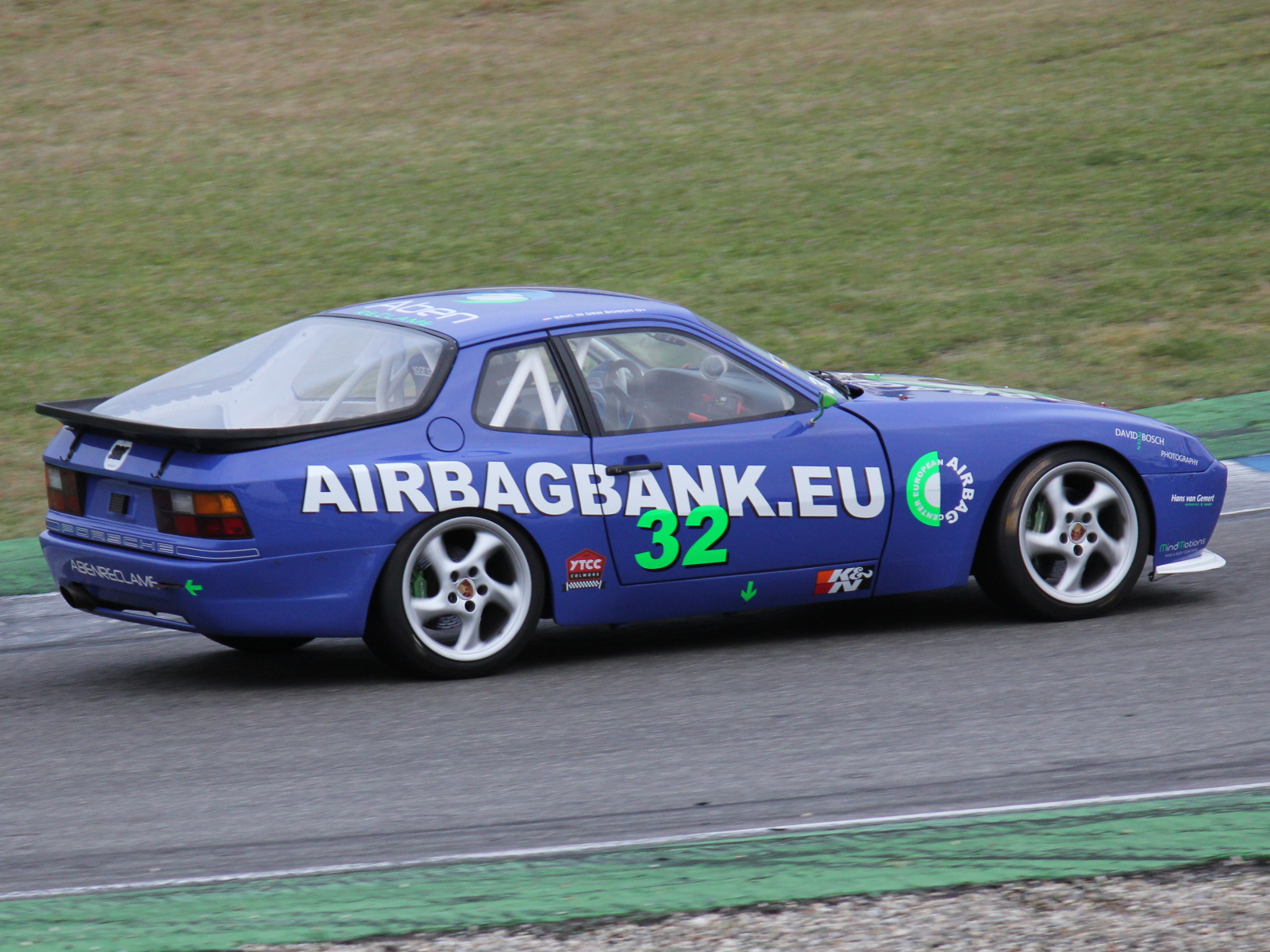 Porsche 944 S2