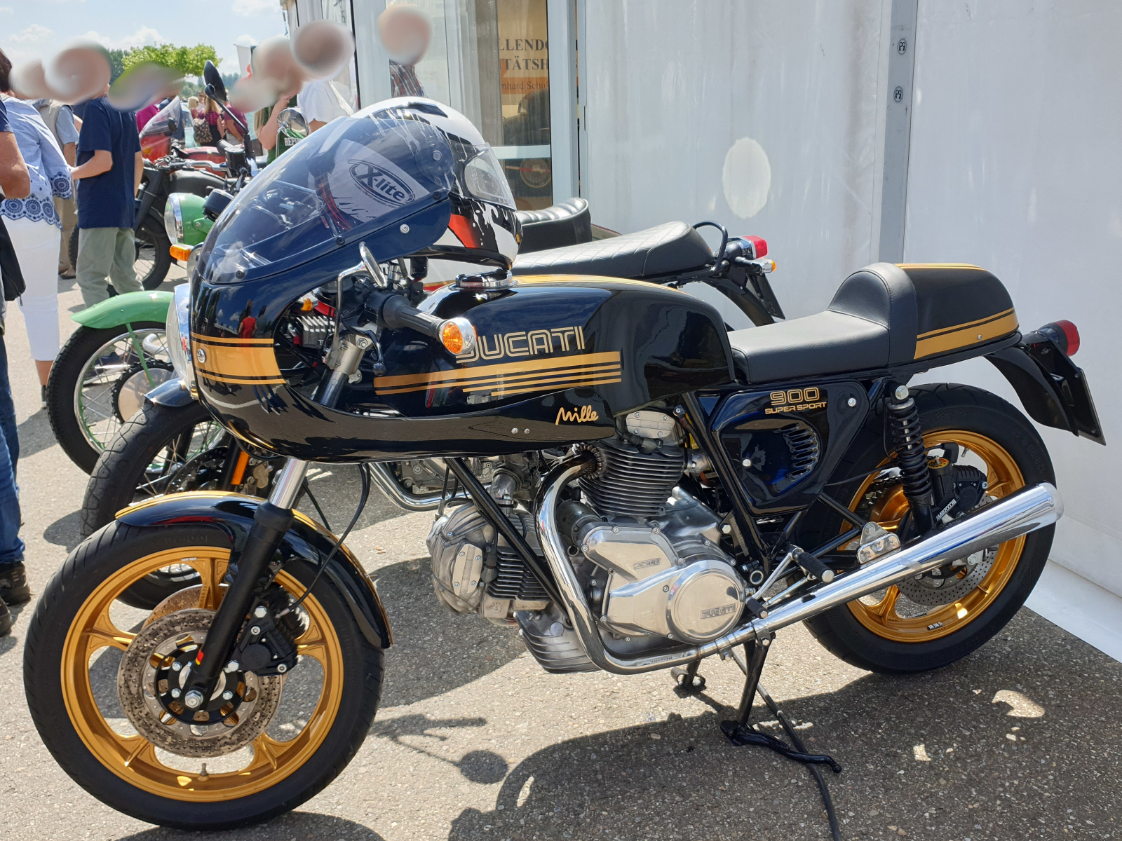 Ducati 900 Super Sport