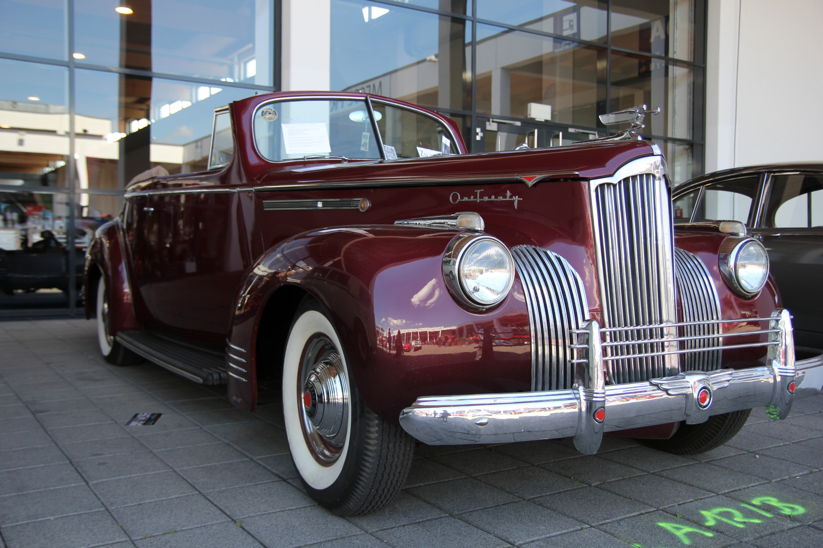 Packard 120 Deluxe Convertible Coupé