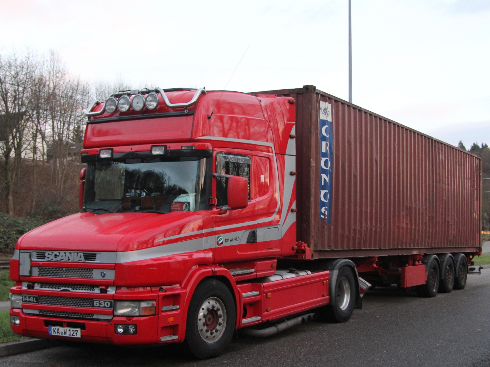 Scania 144 L 530