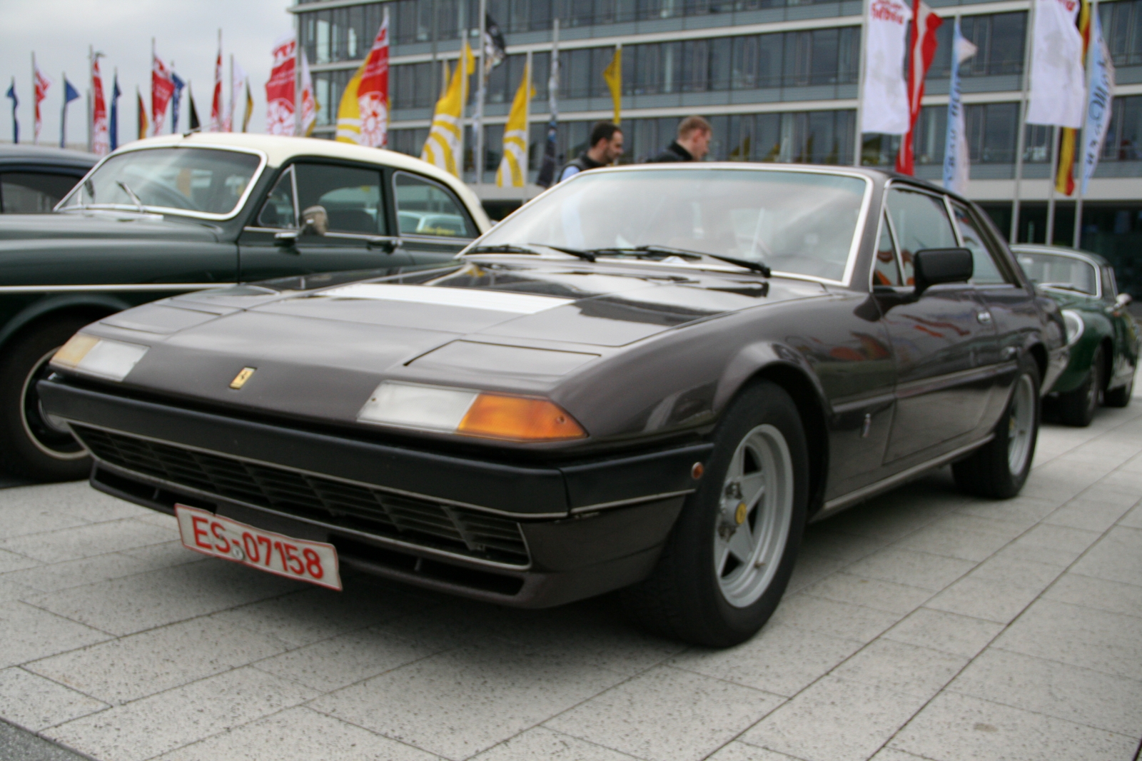 Ferrari 400 i