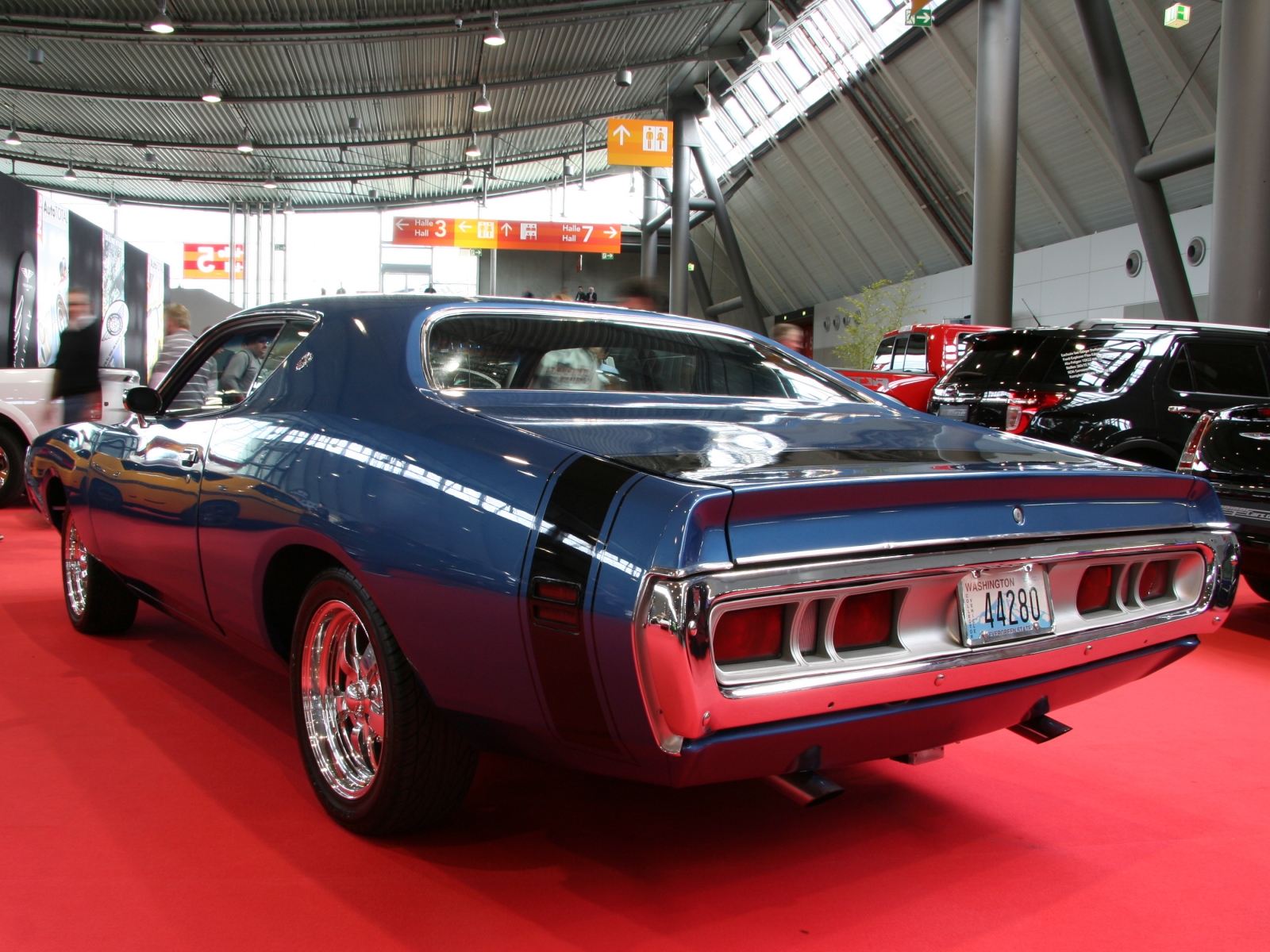 Dodge Charger SE