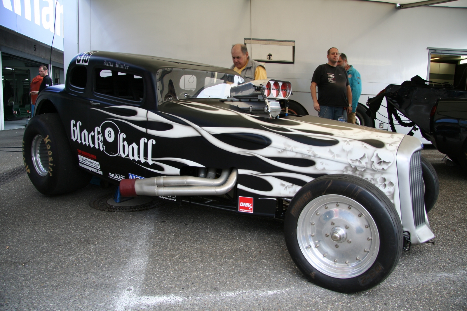 Ford "black ball"