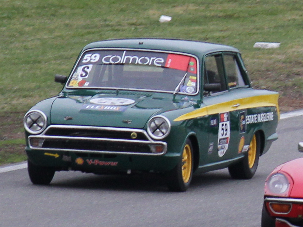 Ford Cortina