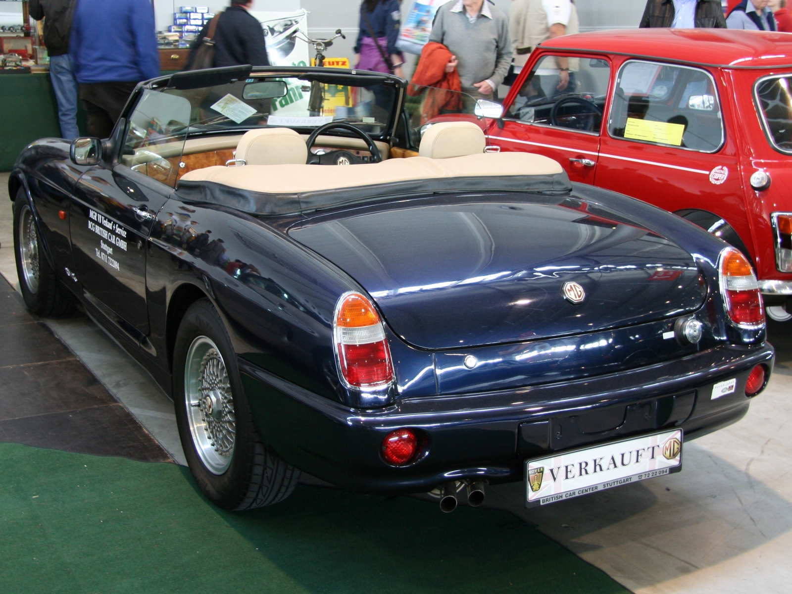 MG RV8