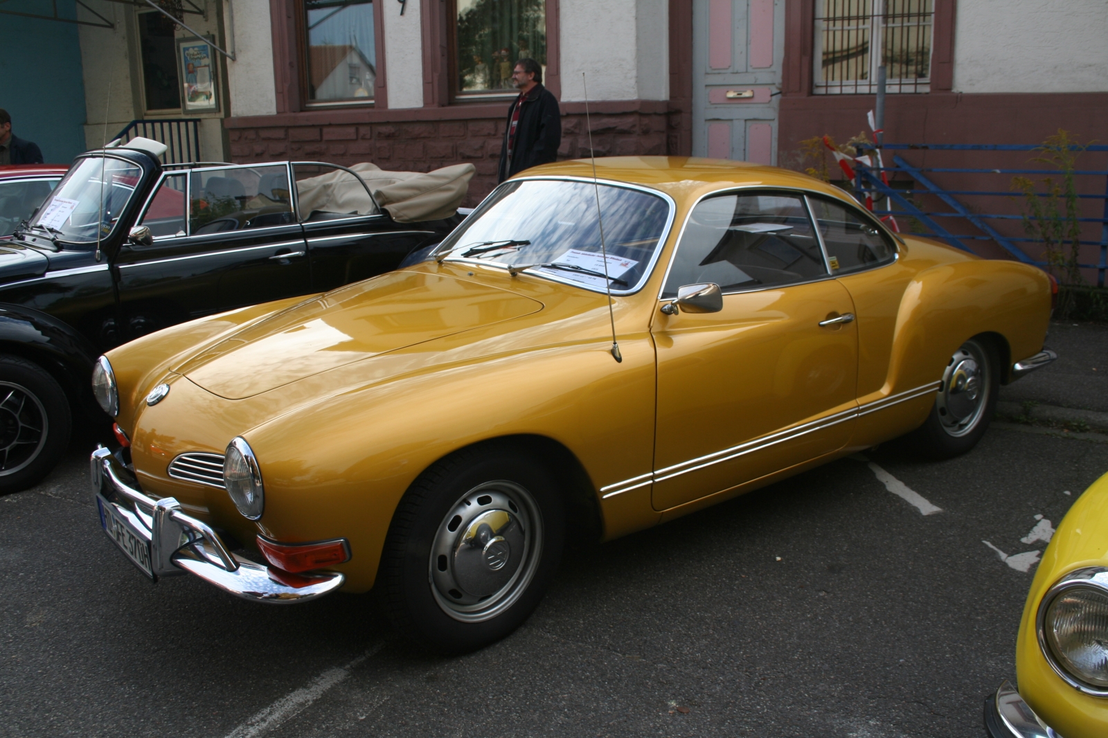 VW Karmann-Ghia