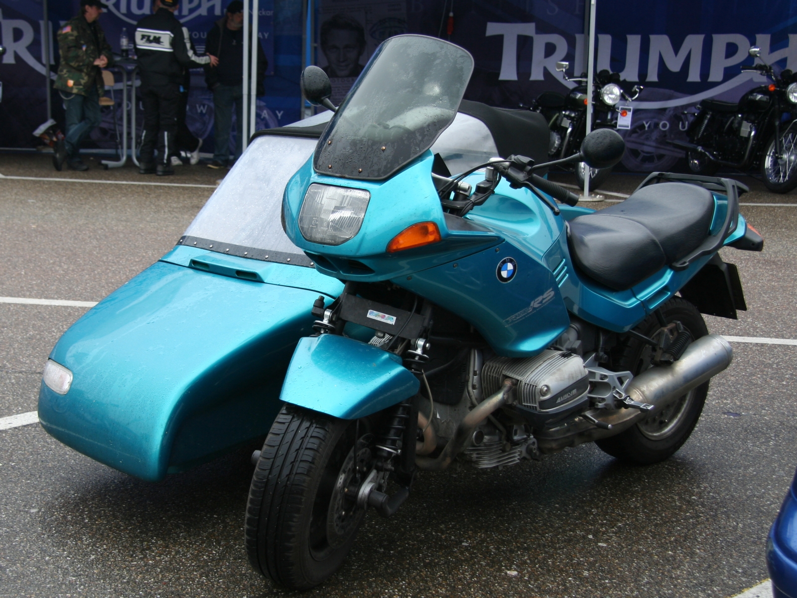 BMW R 100 RS mit Beiwagen