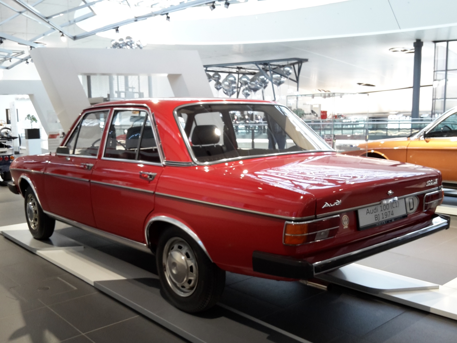 Audi 100 C1 LS