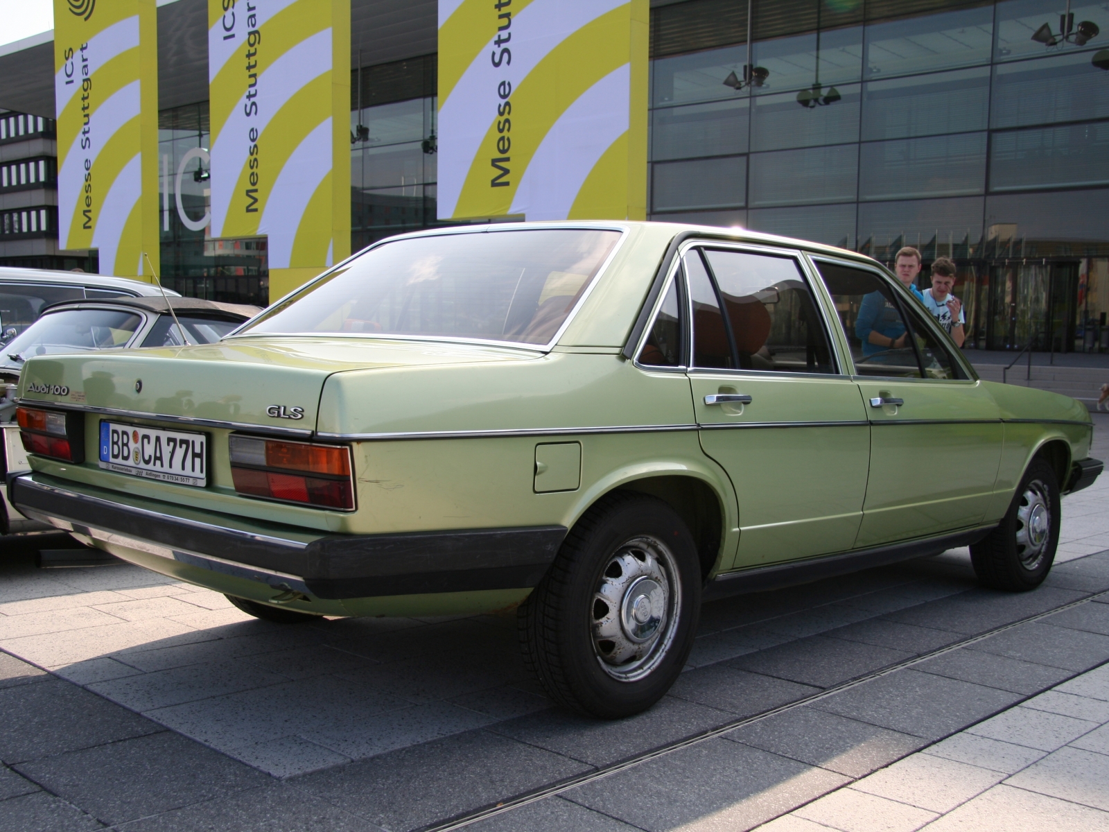 Audi 100 C2 GLS