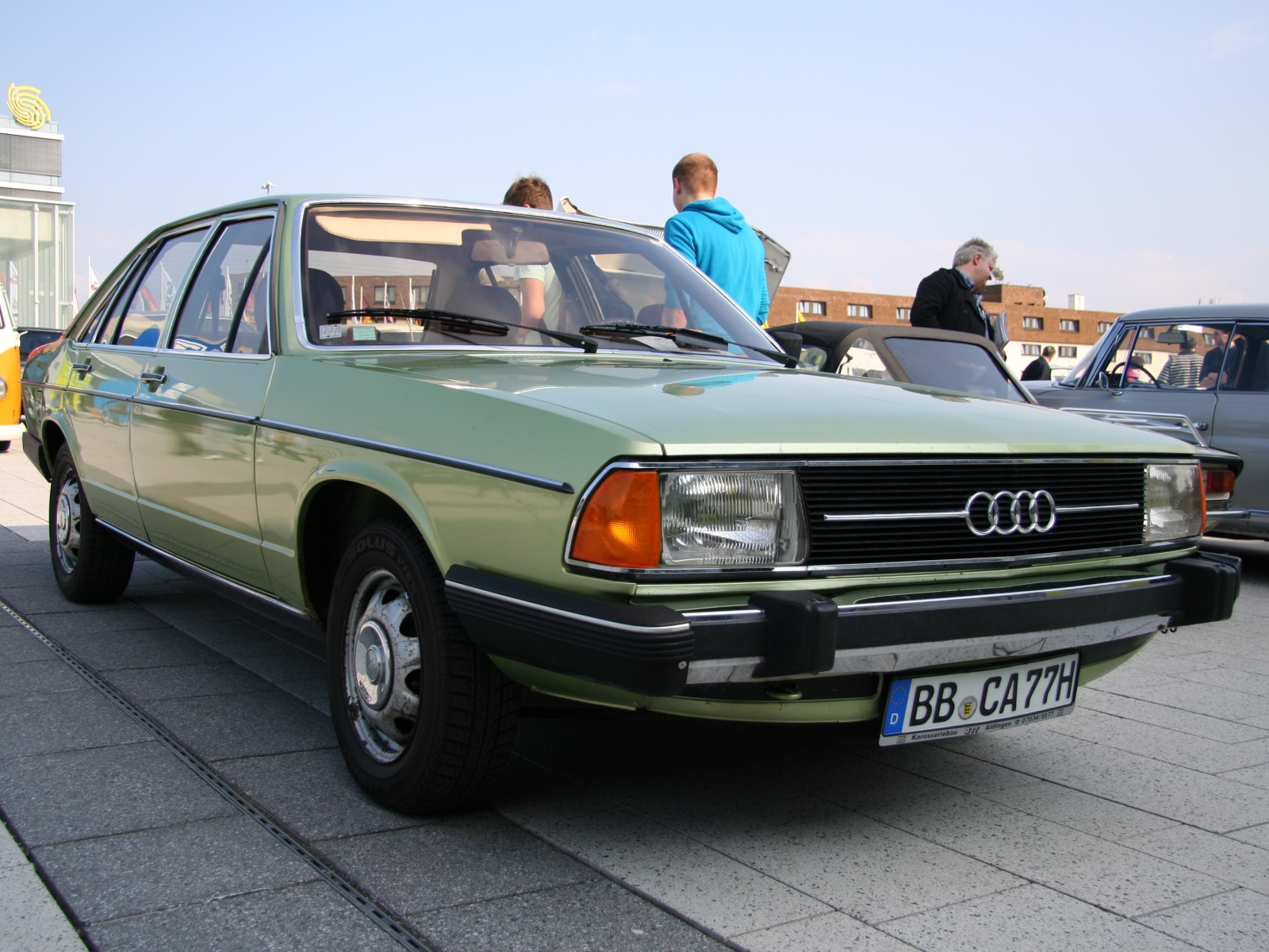Audi 100 C2 GLS