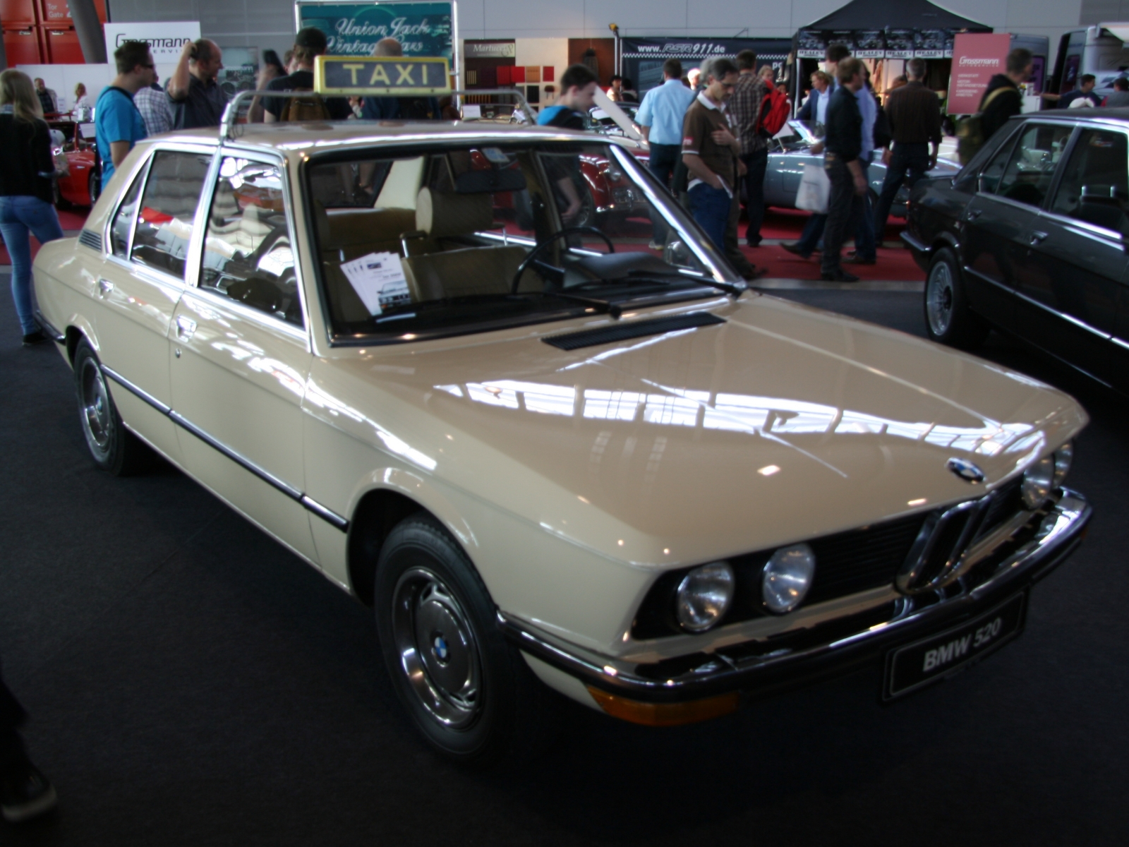 BMW 520 - 4 E12 Taxi